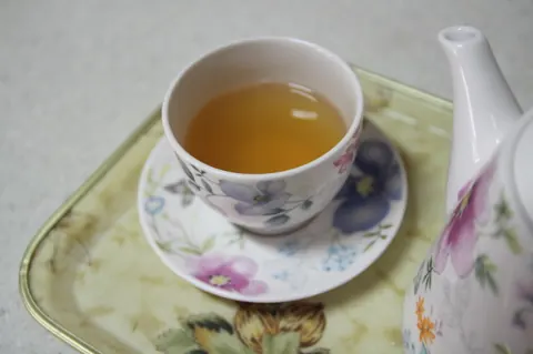 도라지 뿌리로 우린 도라지차