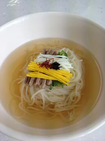 잔치국수 완성 요리 참고 사진