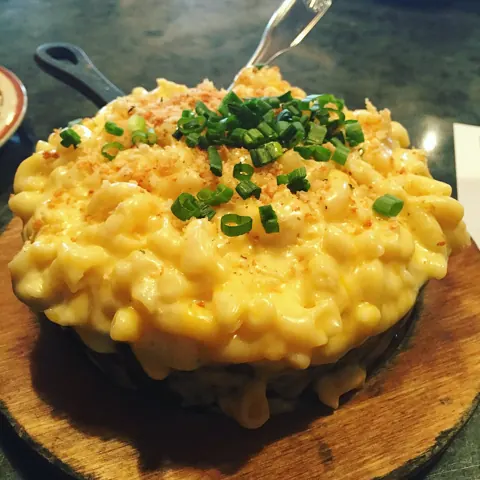 맥앤치즈 완성 요리 참고 사진
