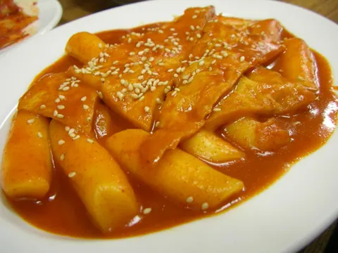 Tteokbokki — spicy Korean rice cakes