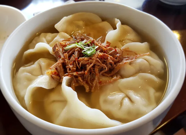 Mandutguk en Jaha Son Mandu — Fotografía de este restaurante