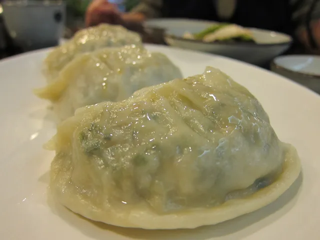 Mandu — empanaditas coreanas — Foto de referencia del platillo; no de este restaurante.
